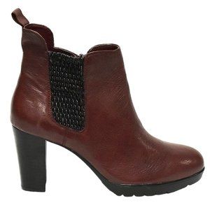 Bella Vita Burgundy Leather Stacked Heel Ankle Boot